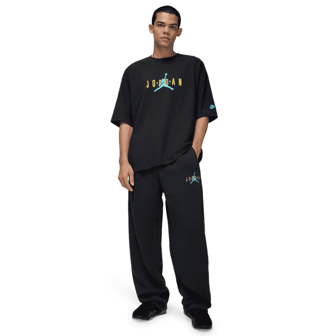 Jordan Brooklyn Air Oversized Crew Image 6 of 6. Tap to open photo gallery.