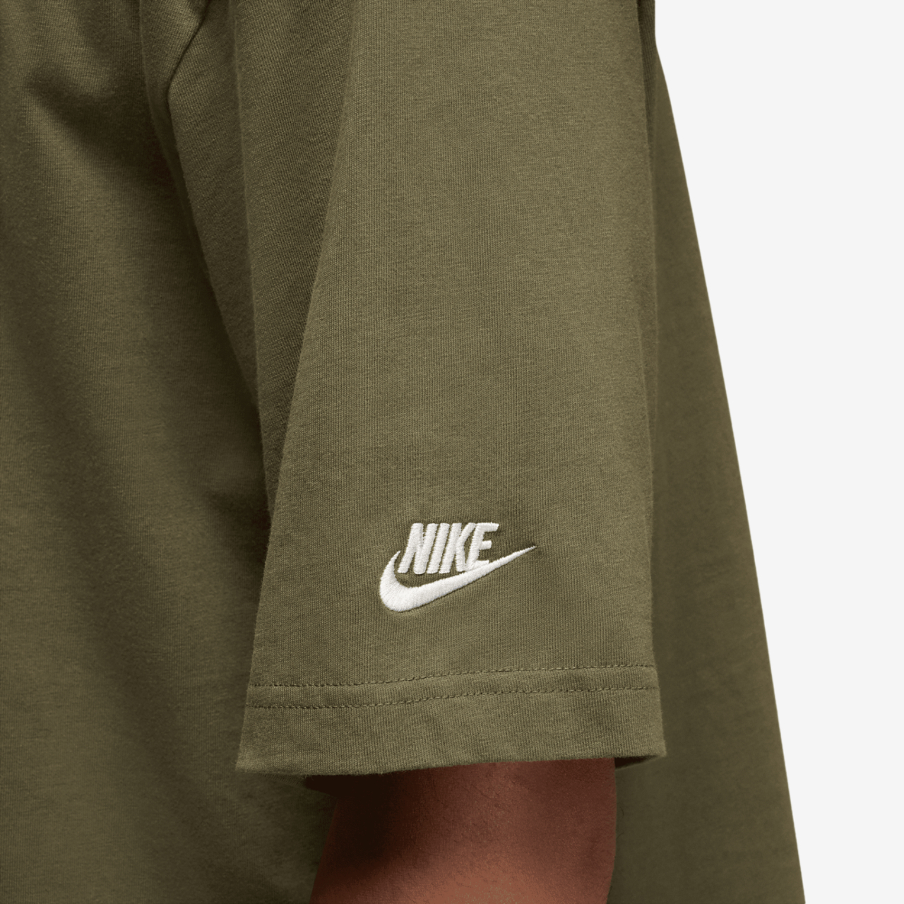 Jordan Brooklyn Air Oversized Crew Image 5 of 6. Tap to open photo gallery.