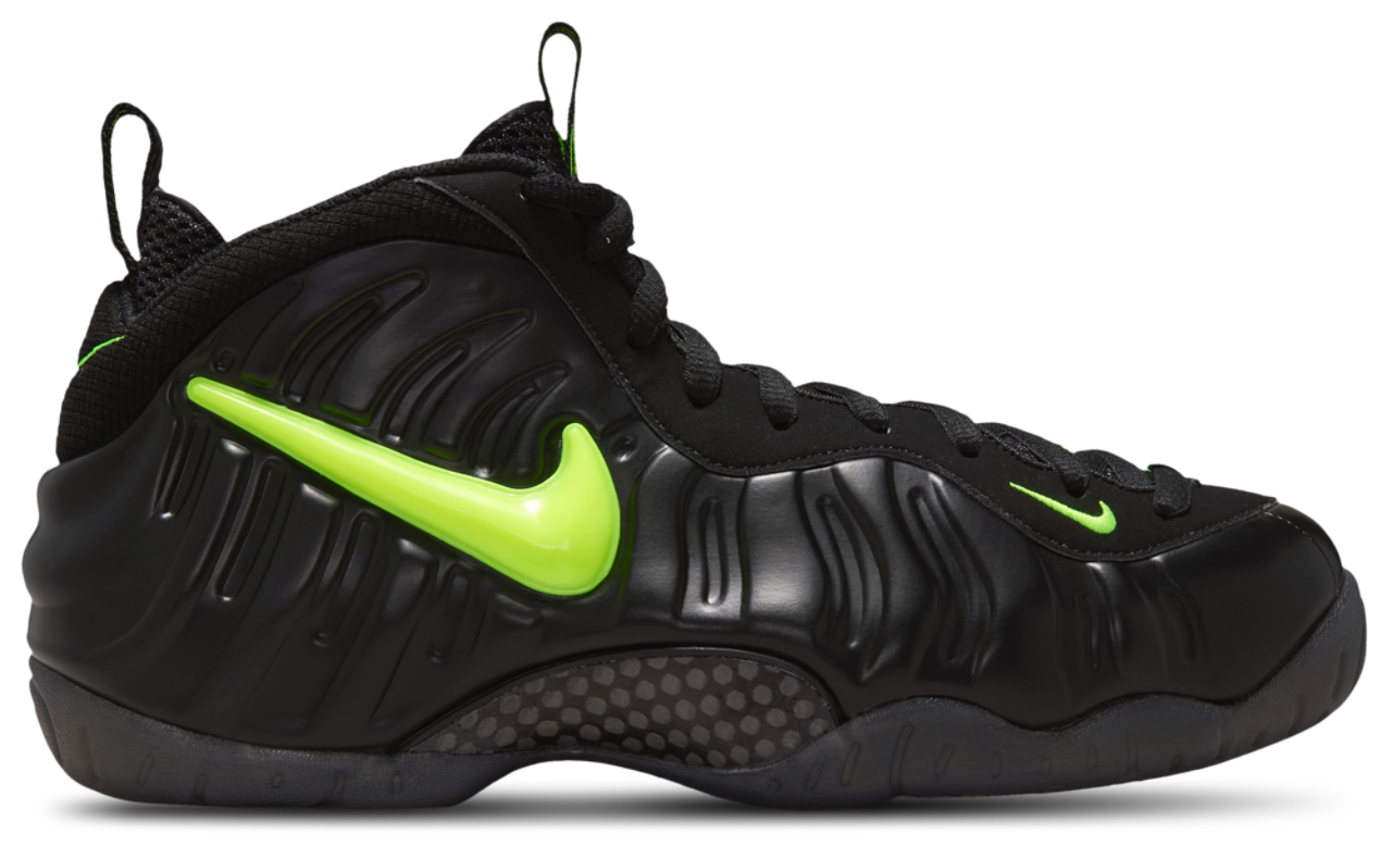 Nike Air Foamposite Pro Image 1 of 5. Tap to open photo gallery.