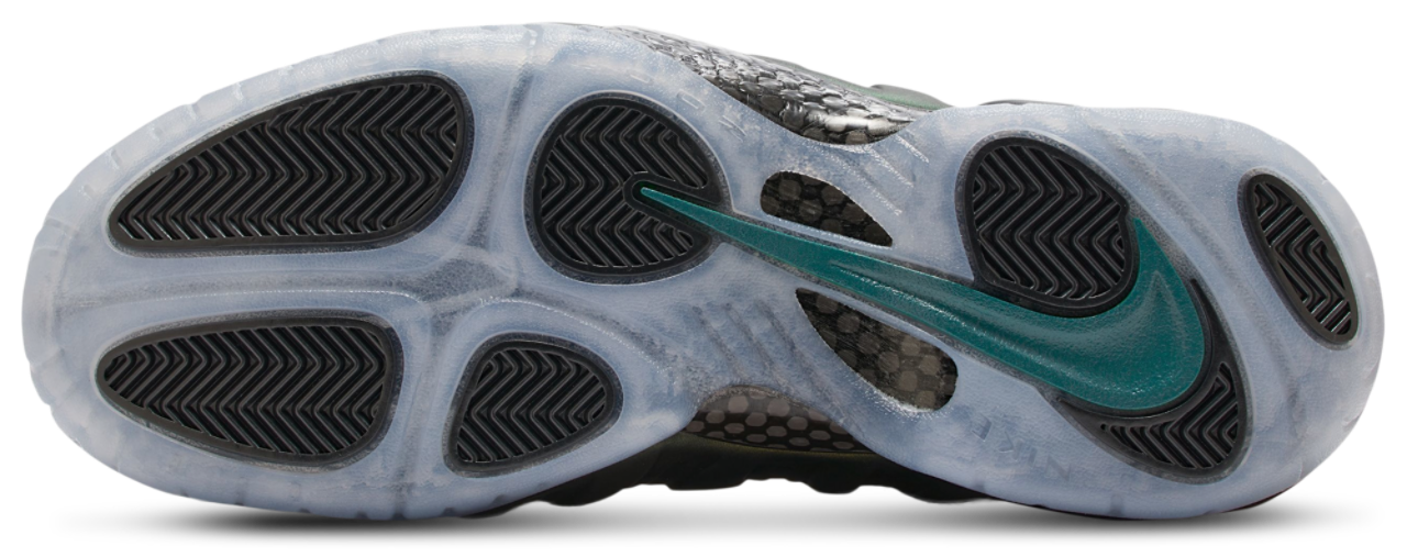 Nike Air Foamposite Pro Image 5 of 5. Tap to open photo gallery.