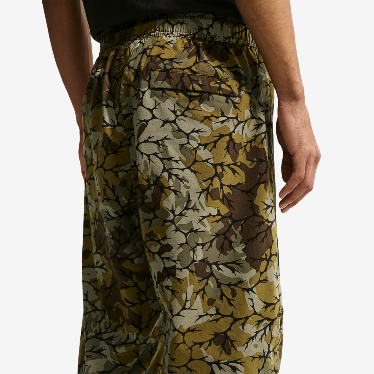 Nike Dri-FIT Tech Woven AOP Pants Image 2 of 4. Tap to open photo gallery.