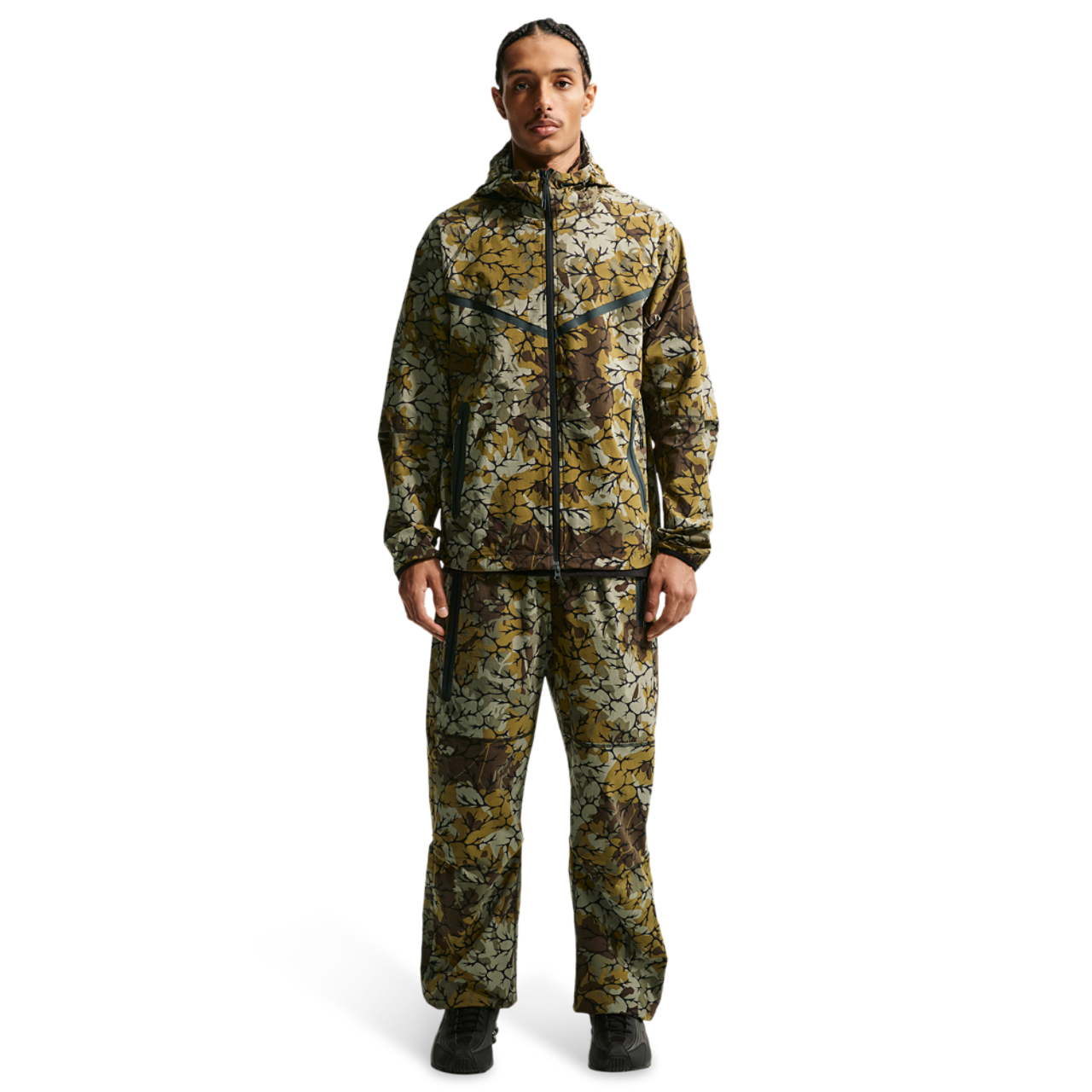 Nike Dri-FIT Tech Woven AOP Pants Image 3 of 4. Tap to open photo gallery.