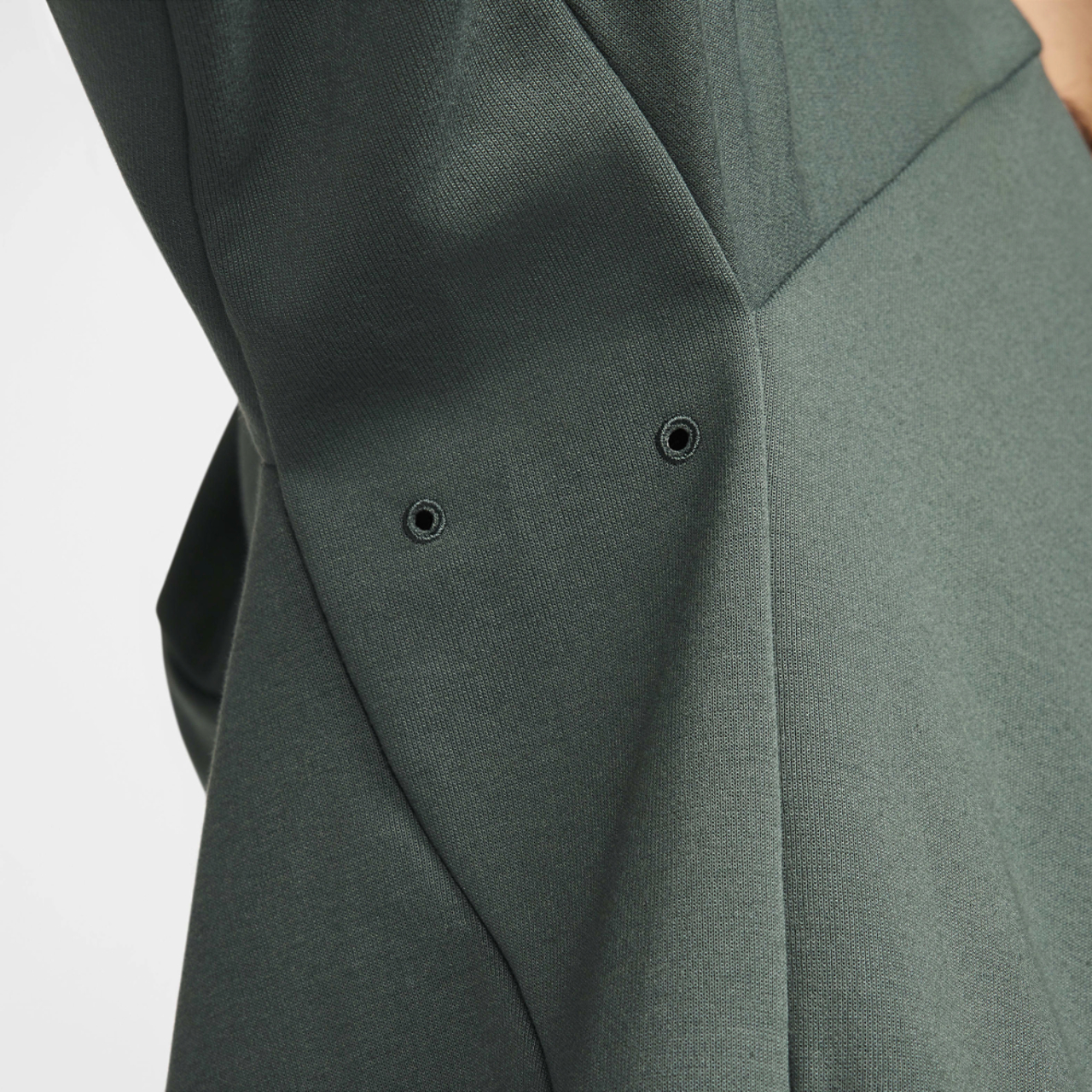 Nike Dri-FIT UV Primary Pullover Hoodie Image 5 of 6. Tap to open photo gallery.