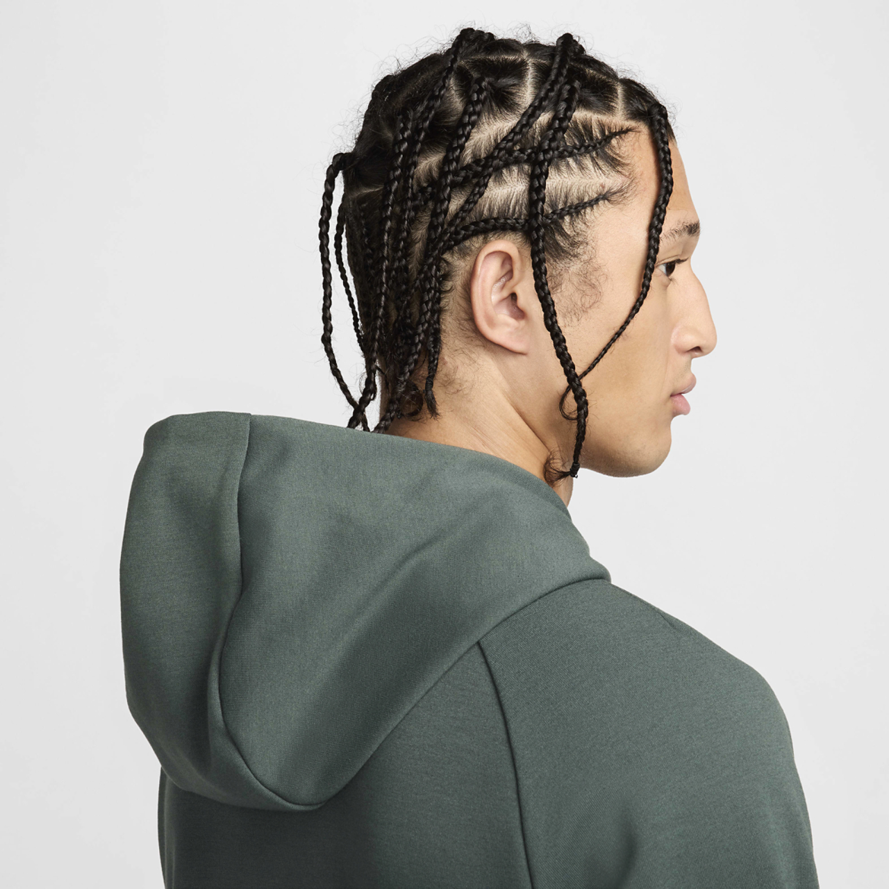 Nike Dri-FIT UV Primary Pullover Hoodie Image 6 of 6. Tap to open photo gallery.