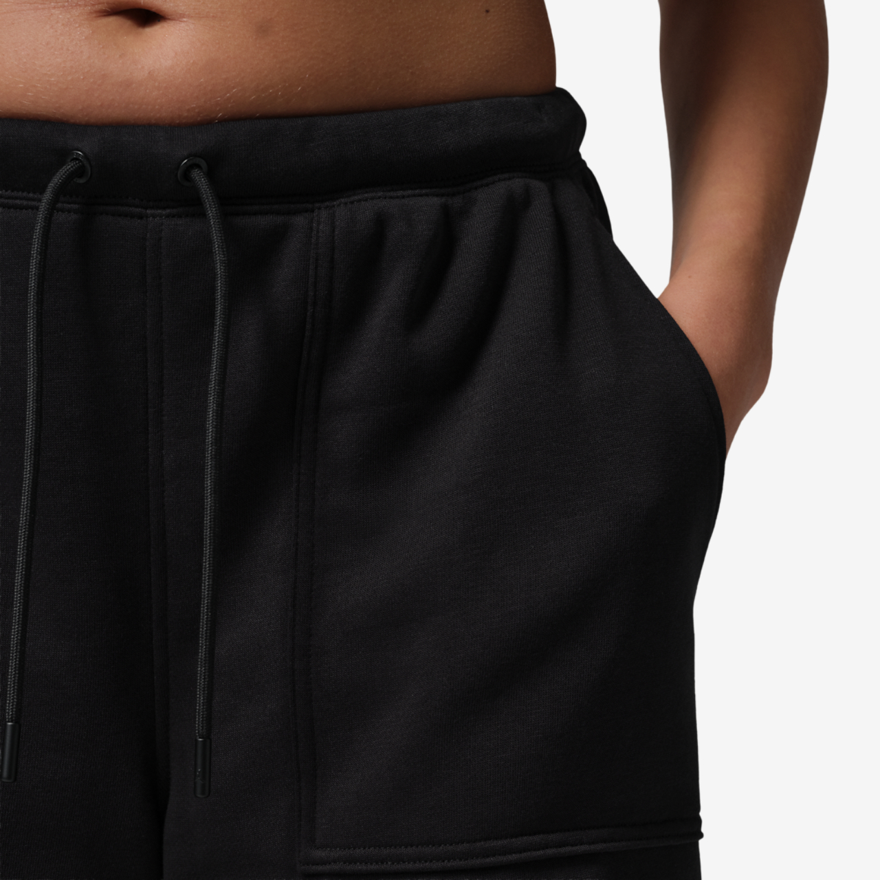 Jordan Brooklyn Fleece Cargo Pant Image 3 of 5. Tap to open photo gallery.