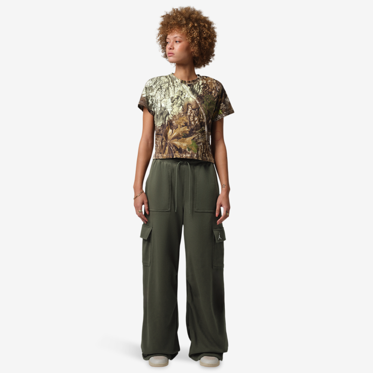 Jordan Brooklyn Fleece Cargo Pant Image 6 of 6. Tap to open photo gallery.