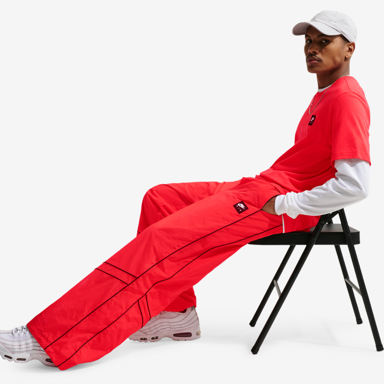 Nike Air Windrunner Track Pants Image 3 of 6. Tap to open photo gallery.