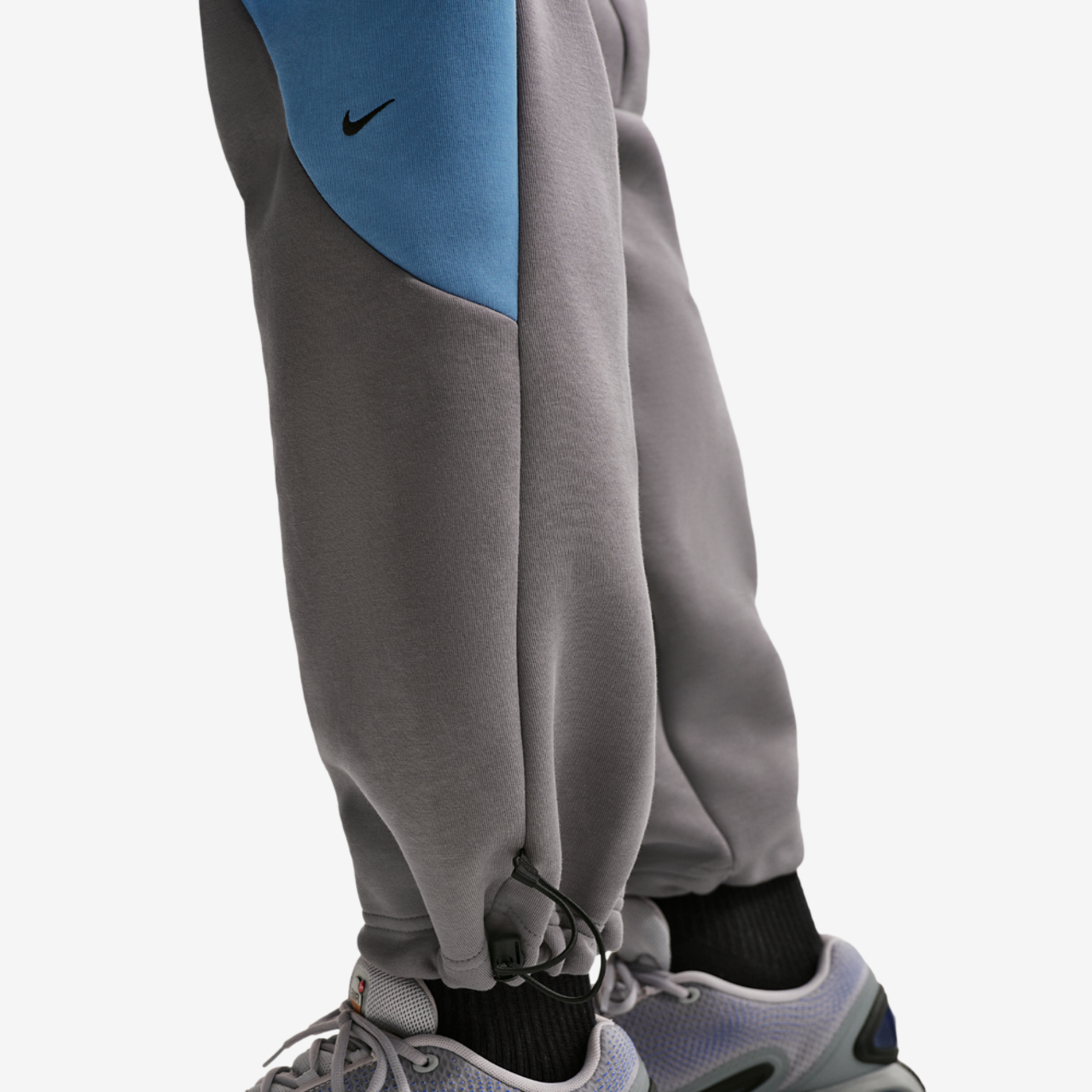 Nike Tech Fleece Pro Cb Open Hem Pants Image 5 of 8. Tap to open photo gallery.