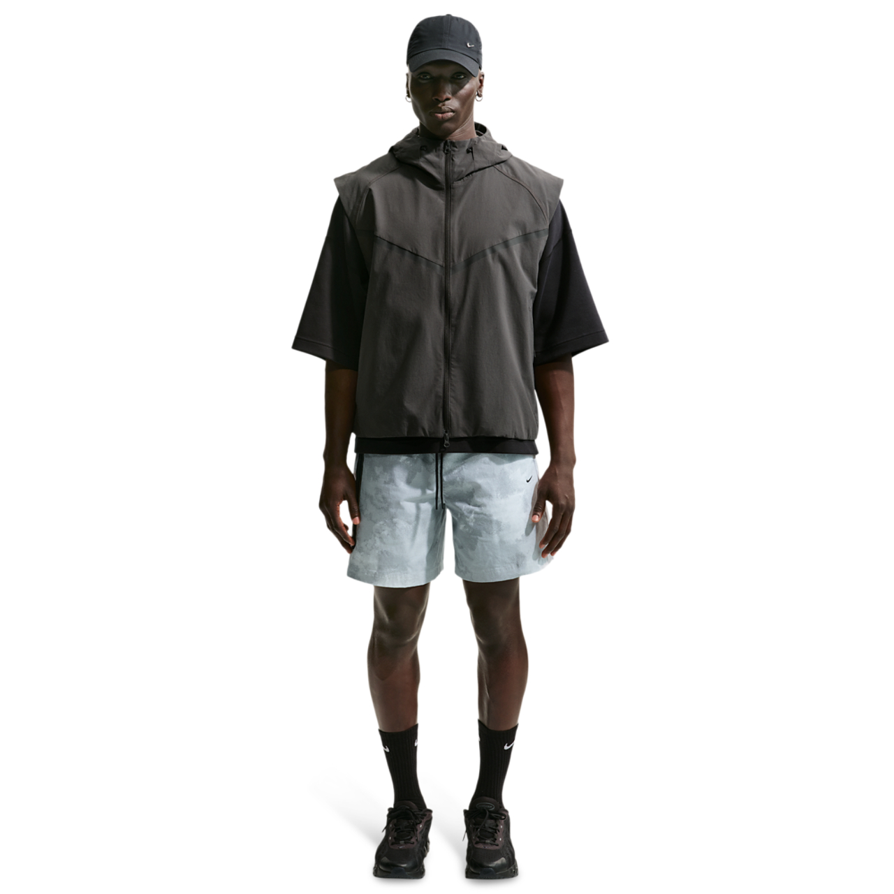Nike Tech Woven Shorts Image 5 of 6. Tap to open photo gallery.