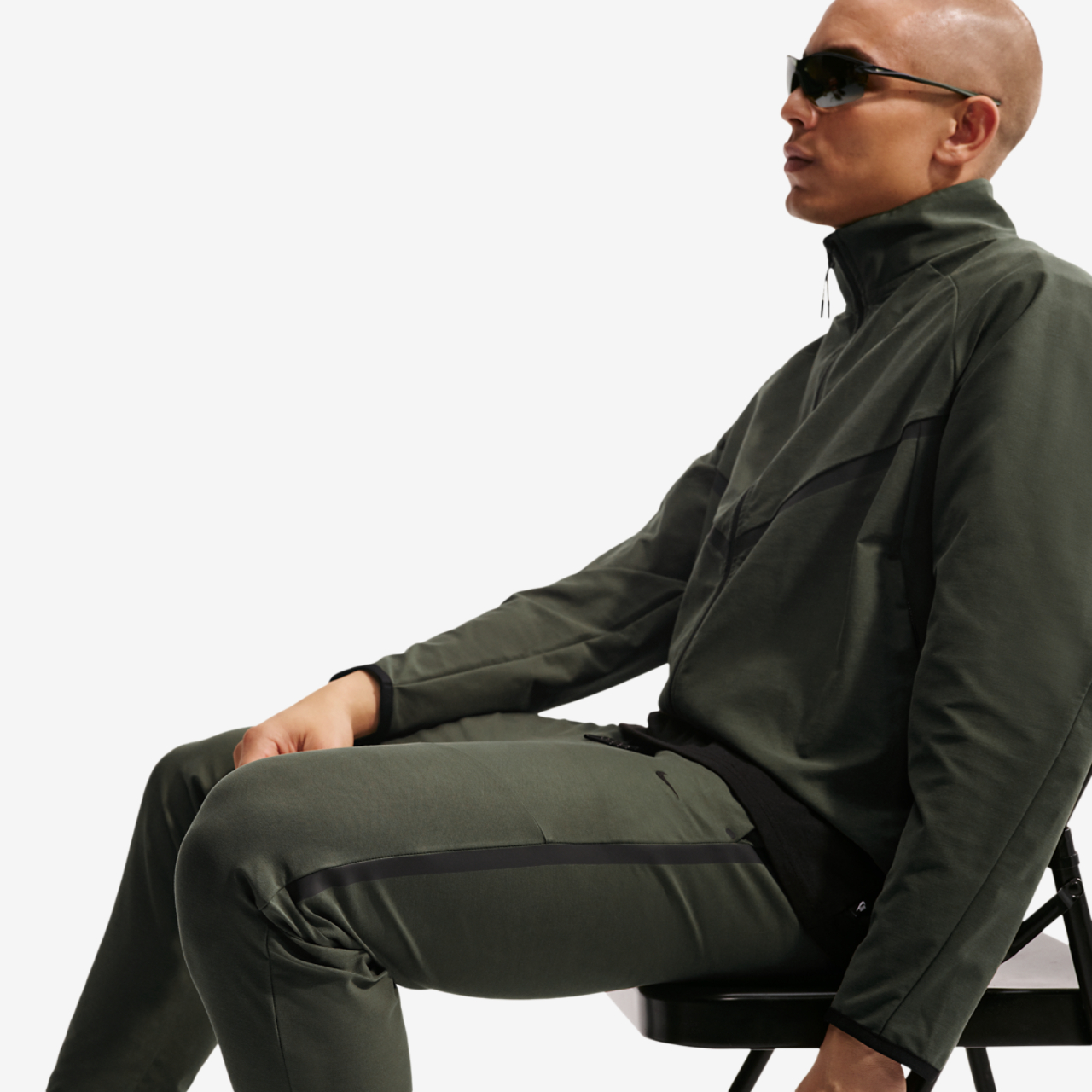 Nike Tech Shori Knit Drill Pant Image 6 of 8. Tap to open photo gallery.