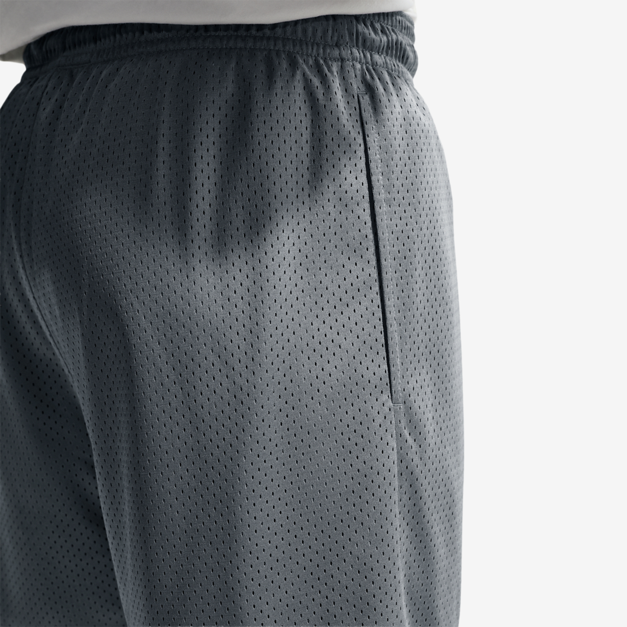 Nike Dri-FIT Standard Issue Mesh 5IN Shorts Image 2 of 4. Tap to open photo gallery.