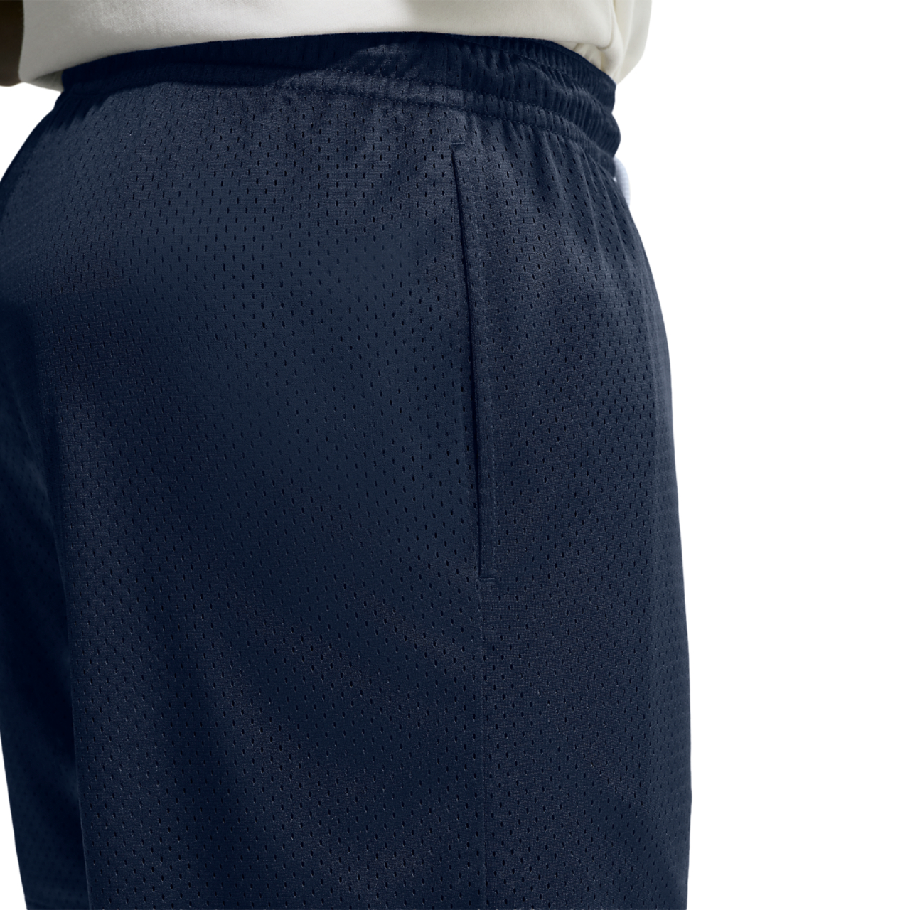 Nike Dri-FIT Standard Issue Mesh 5IN Shorts Image 2 of 4. Tap to open photo gallery.