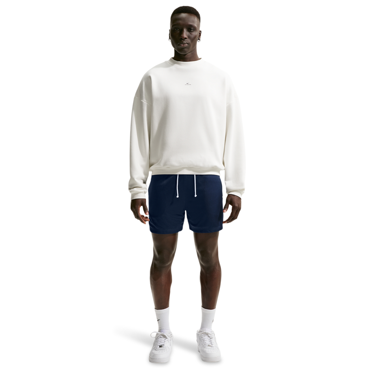 Nike Dri-FIT Standard Issue Mesh 5IN Shorts Image 3 of 4. Tap to open photo gallery.