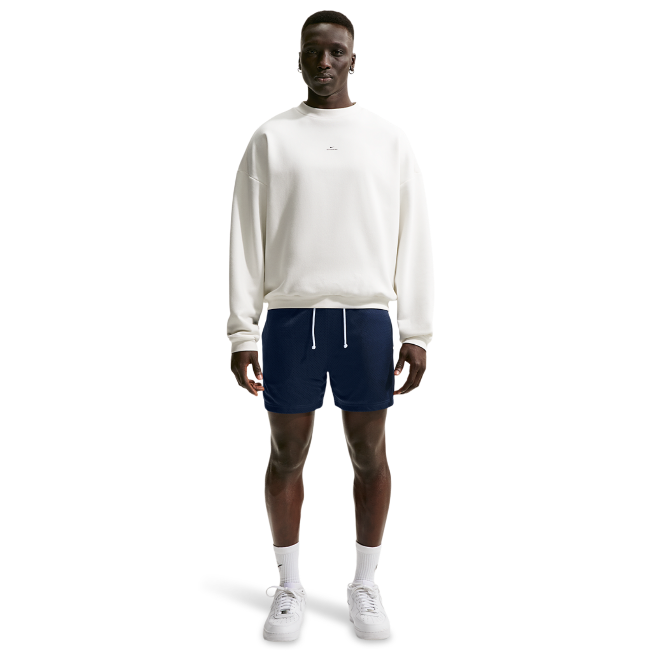 Nike Dri-FIT Standard Issue Mesh 5IN Shorts Image 3 of 4. Tap to open photo gallery.