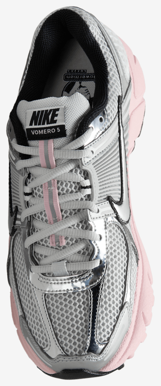 Nike Zoom Vomero 5 Image 3 of 4. Tap to open photo gallery.