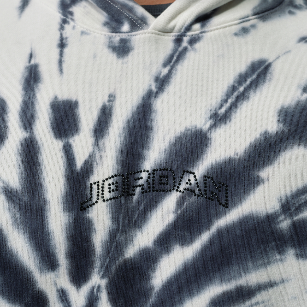 Jordan Brooklyn Festival TD Fleece Pull Over Image 4 of 5. Tap to open photo gallery.