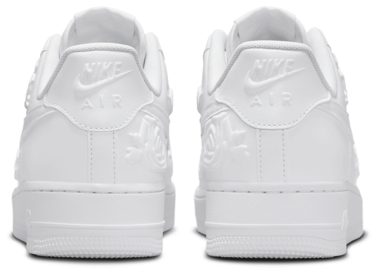 Nike Air Force 1 '07 Image 3 of 8. Tap to open photo gallery.