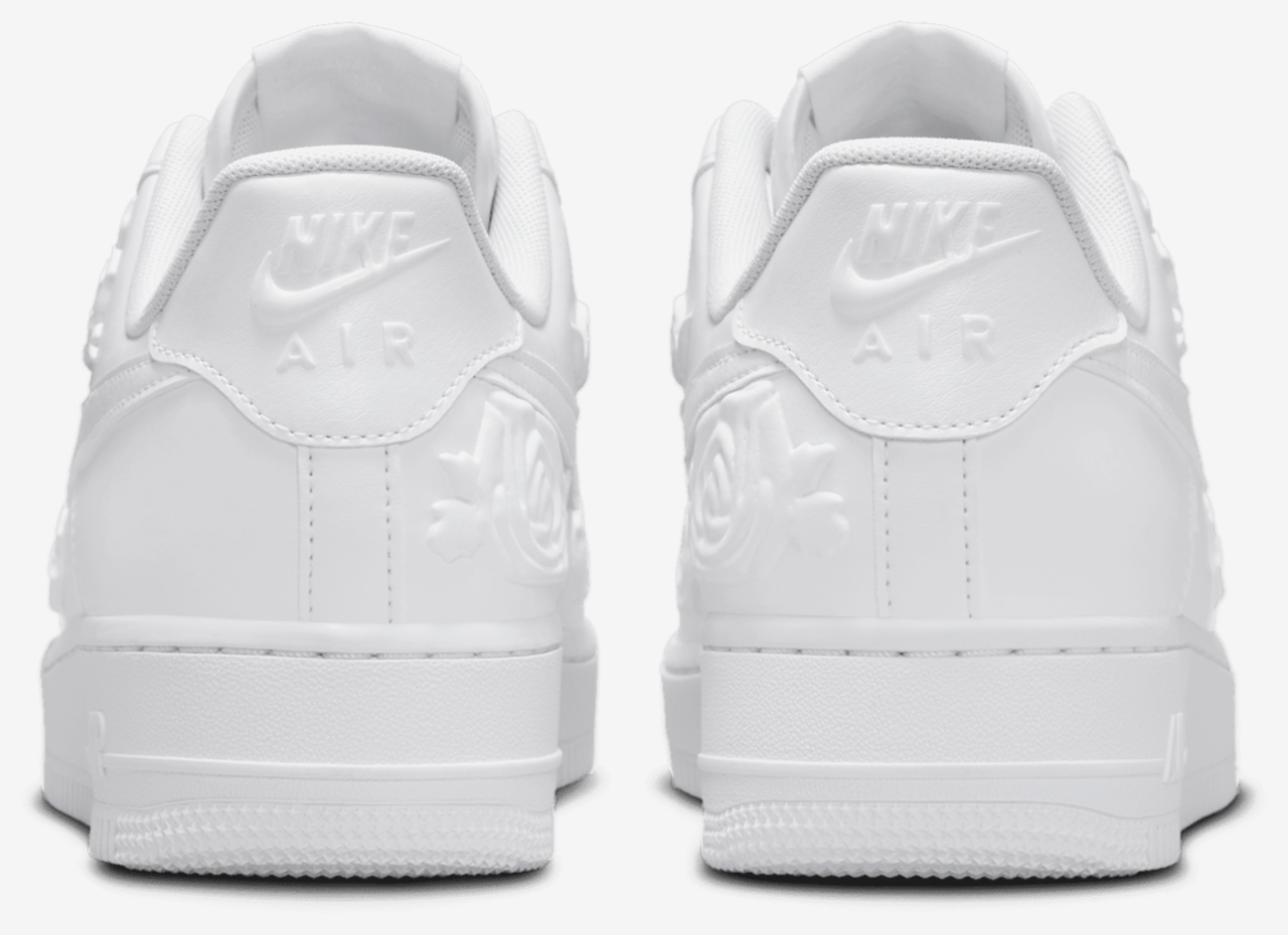 Nike Air Force 1 '07 Image 3 of 8. Tap to open photo gallery.