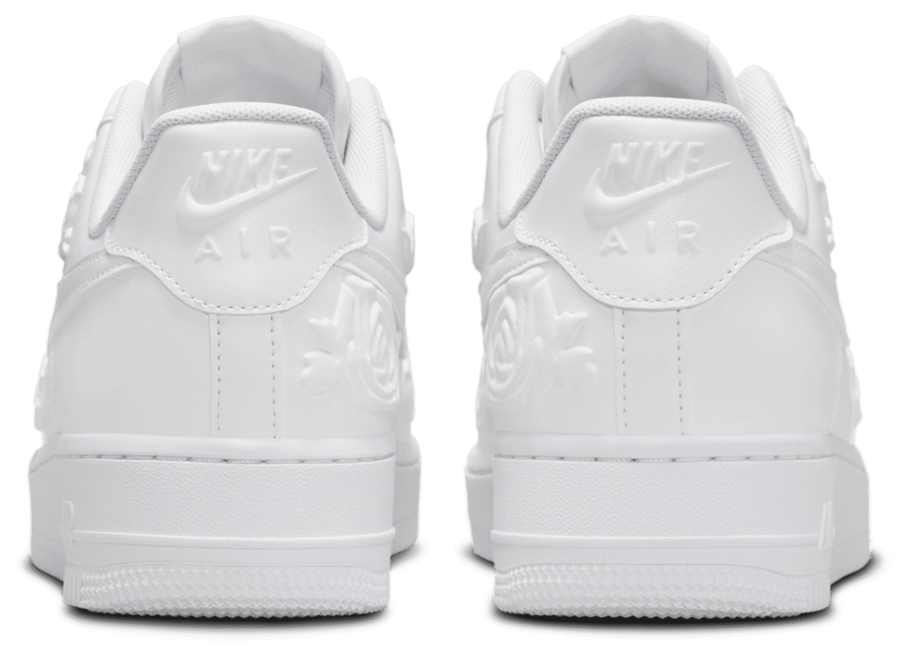 Nike Air Force 1 '07 Image 3 of 8. Tap to open photo gallery.