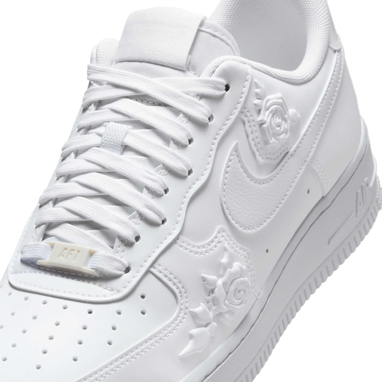 Nike Air Force 1 '07 Image 7 of 8. Tap to open photo gallery.