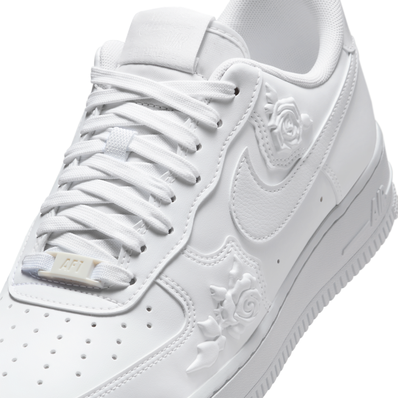 Nike Air Force 1 '07 Image 7 of 8. Tap to open photo gallery.