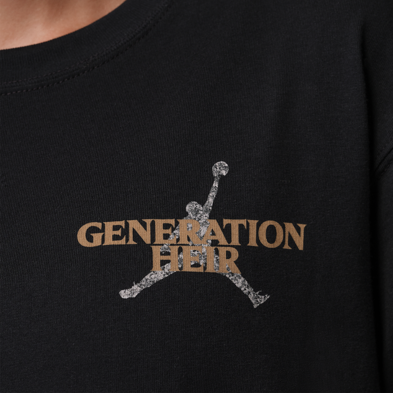 Jordan Sport Drifit SS Gfx Tee Image 3 of 4. Tap to open photo gallery.