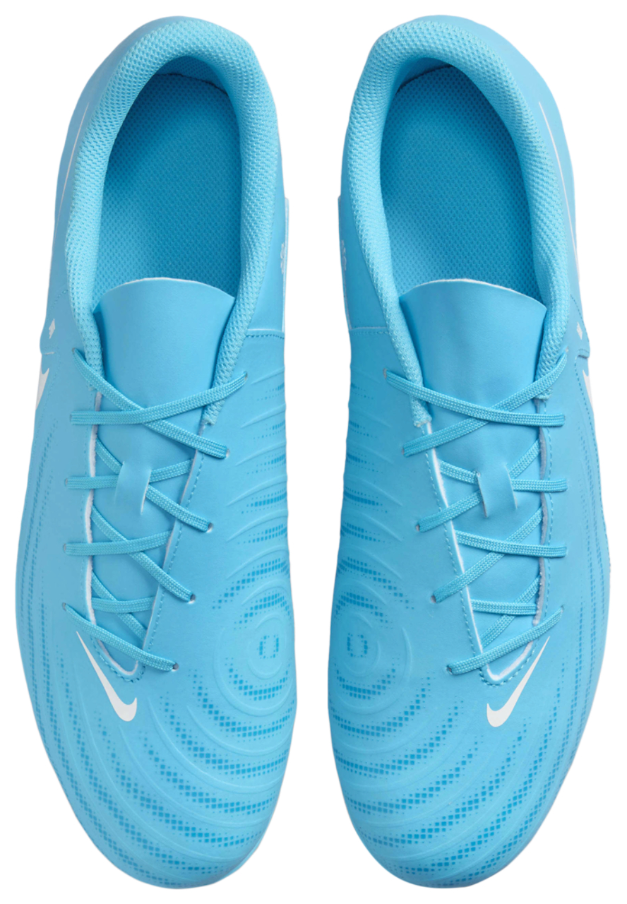 Nike Phantom GX II Club FG/MG Image 4 of 5. Tap to open photo gallery.