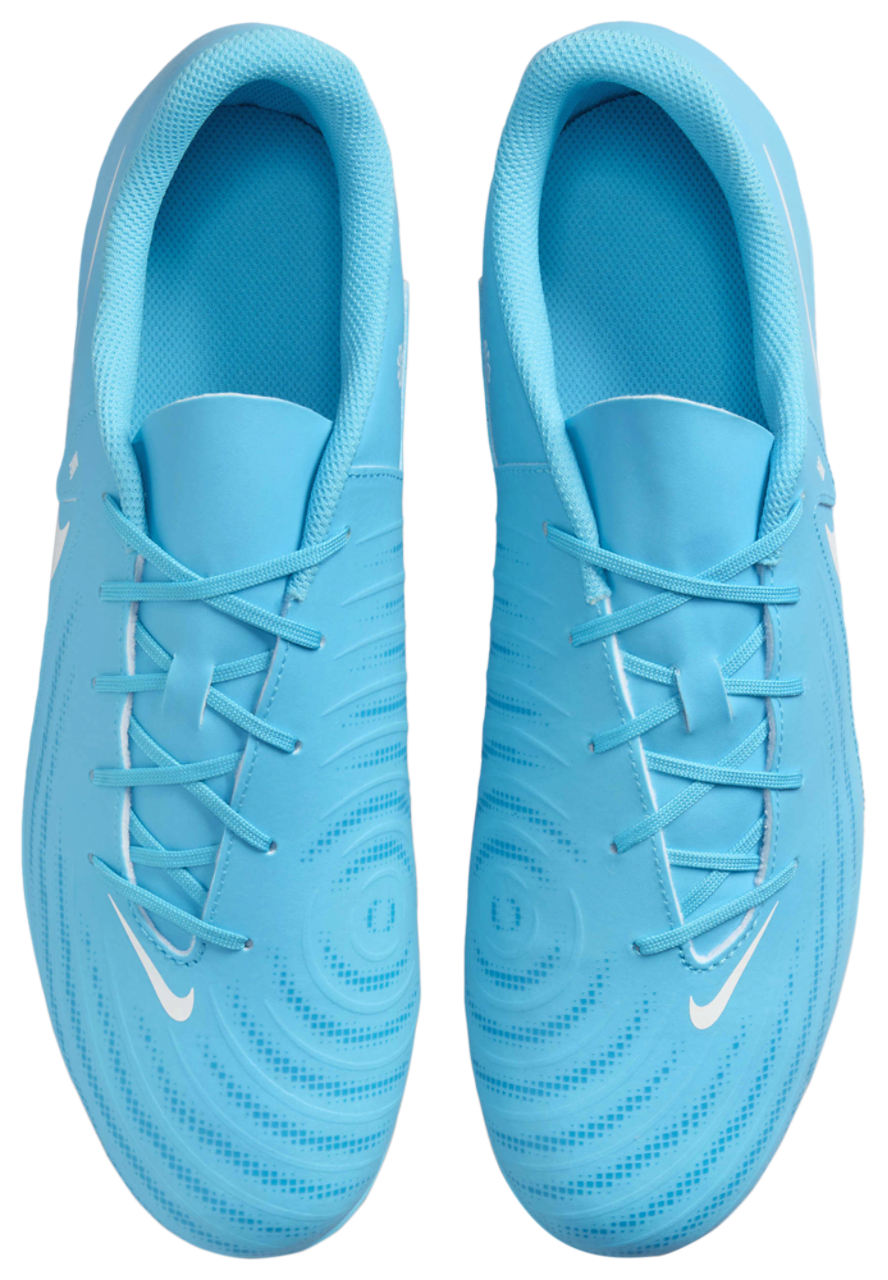 Nike Phantom GX II Club FG/MG Image 4 of 5. Tap to open photo gallery.