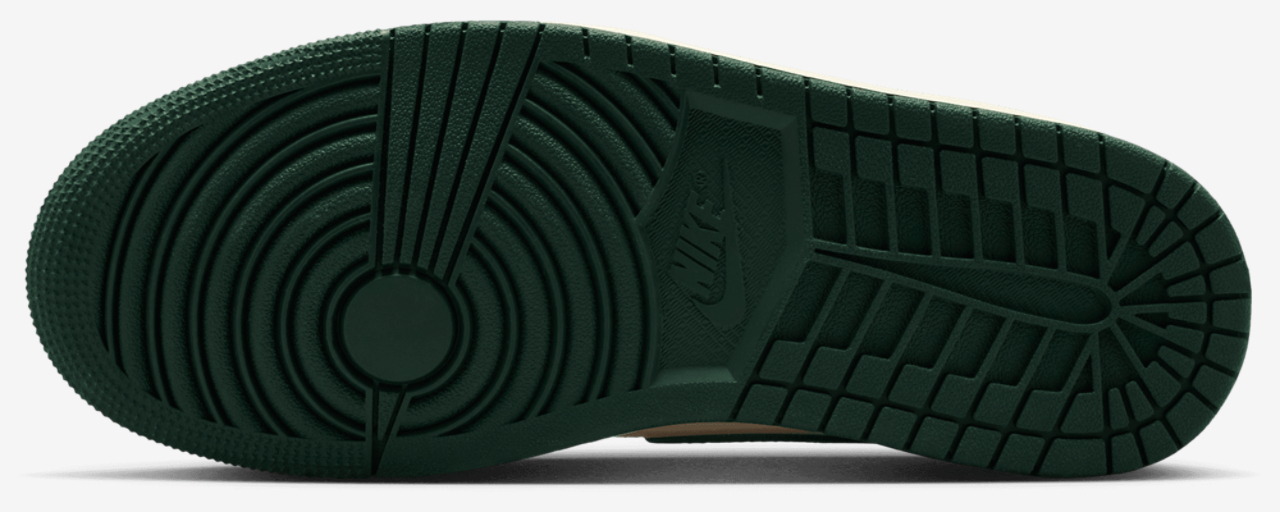 Jordan Air Jordan Retro 1 Hi RMSTD Image 5 of 9. Tap to open photo gallery.