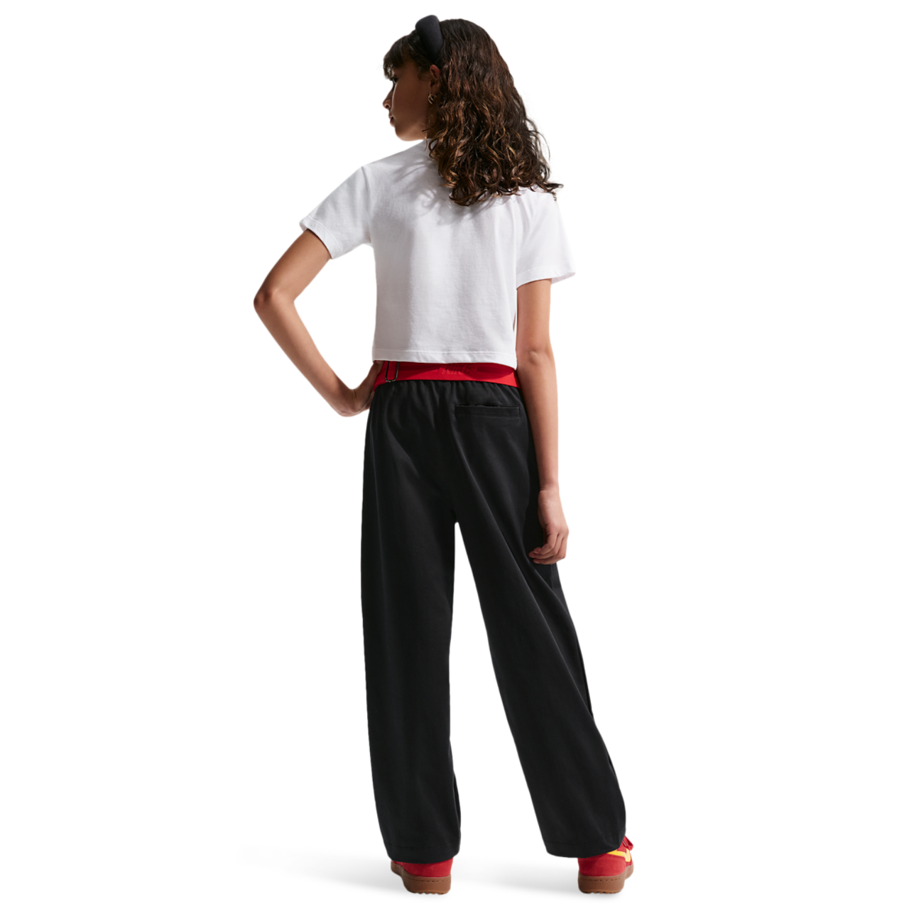 Nike NSW Club Woven Everyday Pant Image 6 of 6. Tap to open photo gallery.