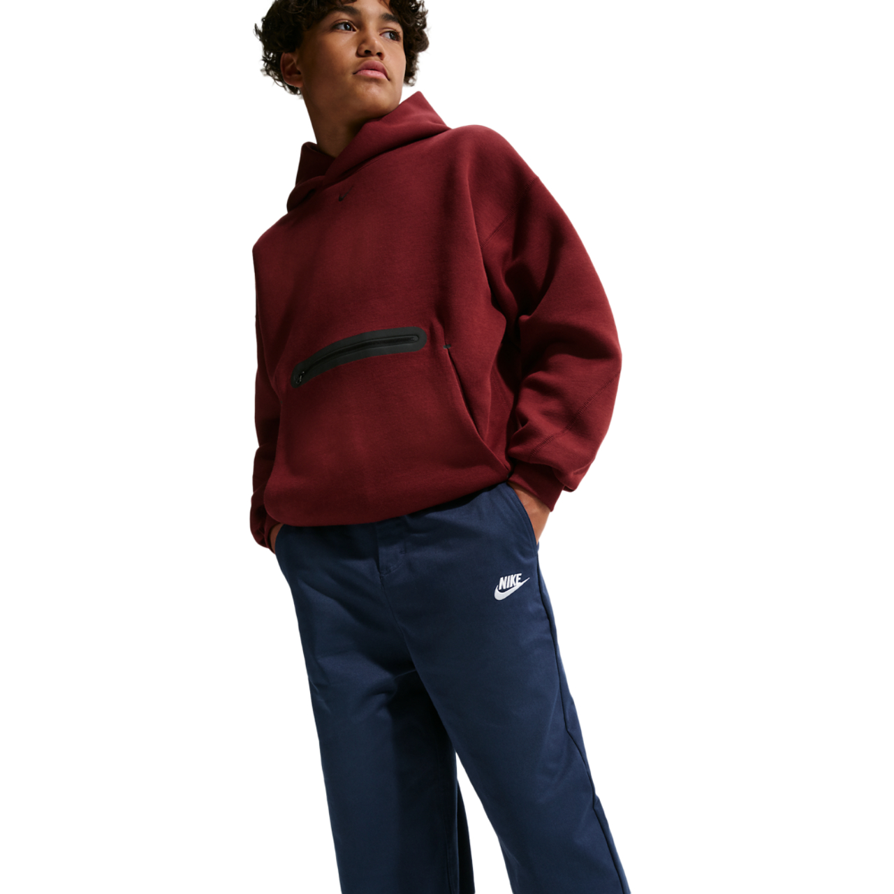 Nike NSW Club Woven Everyday Pant Image 3 of 6. Tap to open photo gallery.