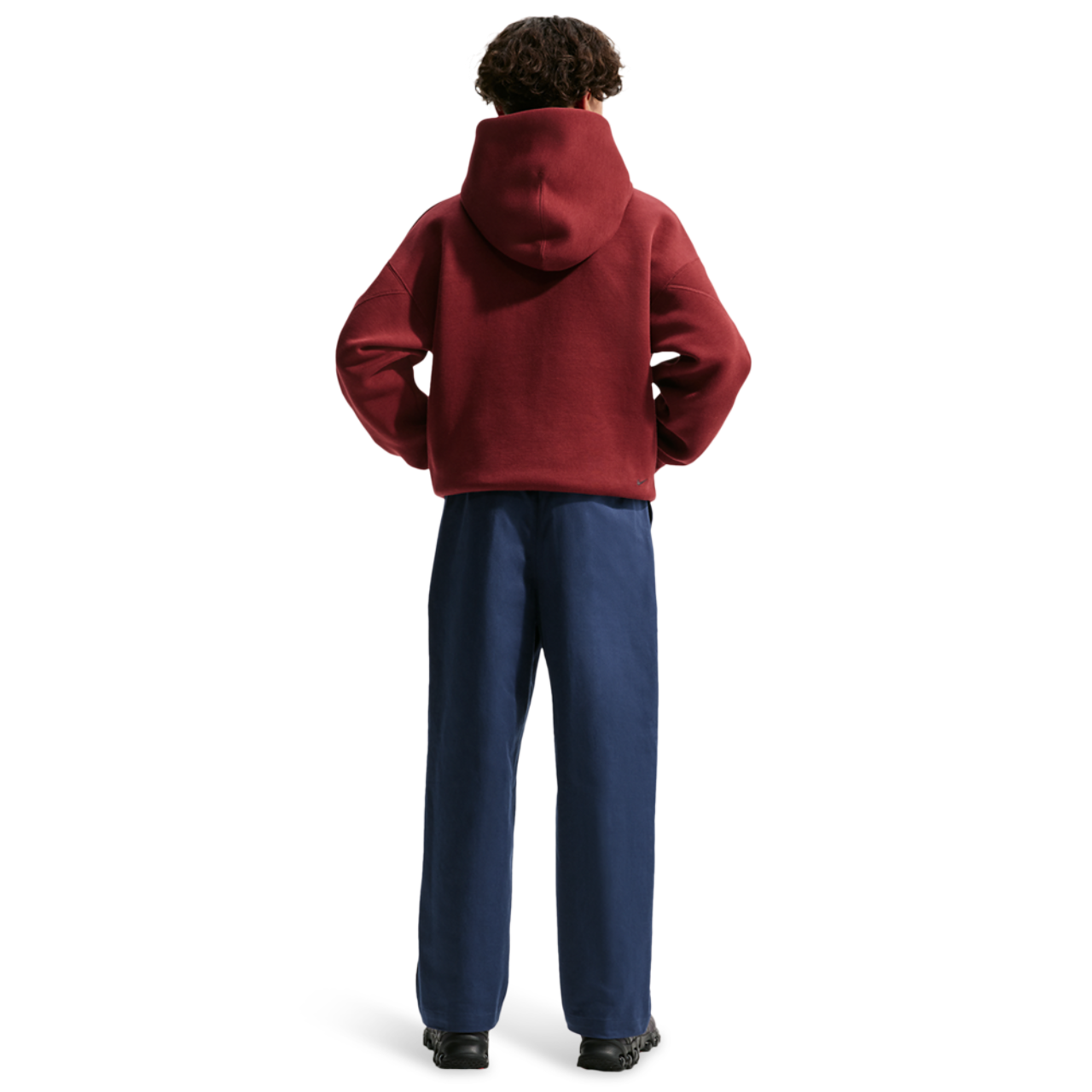 Nike NSW Club Woven Everyday Pant Image 4 of 6. Tap to open photo gallery.