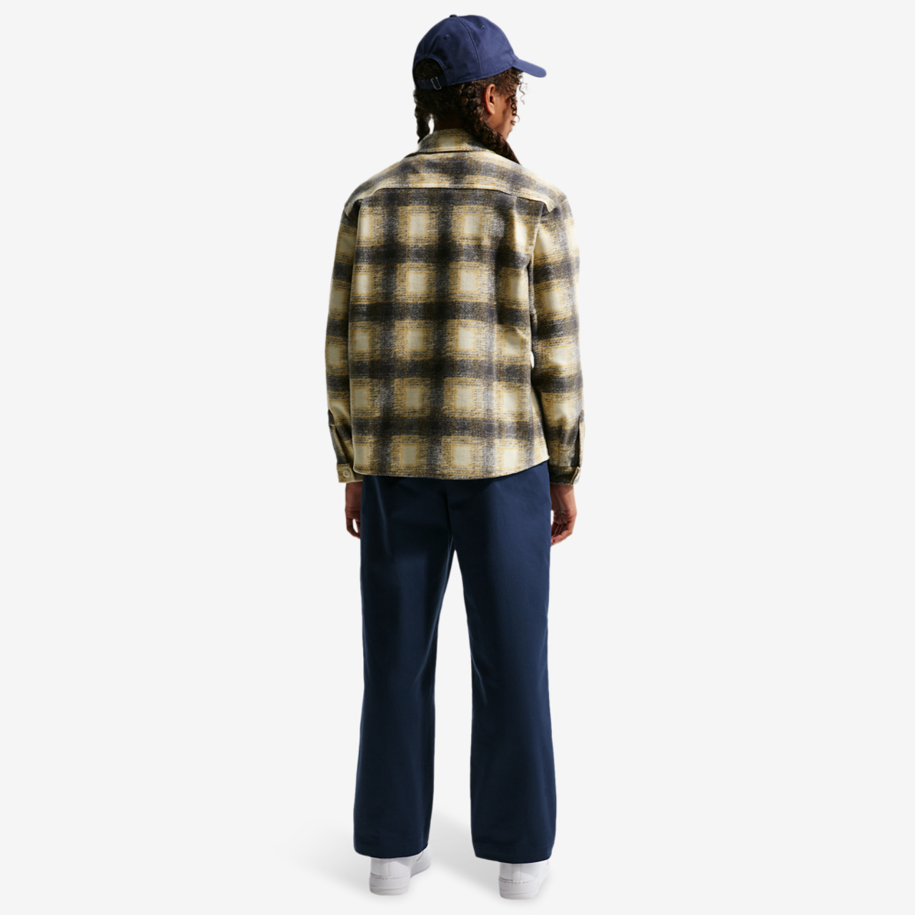 Nike NSW Club Woven Everyday Pant Image 6 of 6. Tap to open photo gallery.