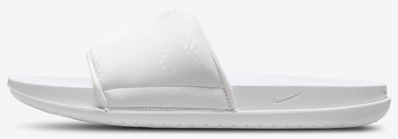 Nike Kobe Off Court Slides Image 2 of 4. Tap to open photo gallery.