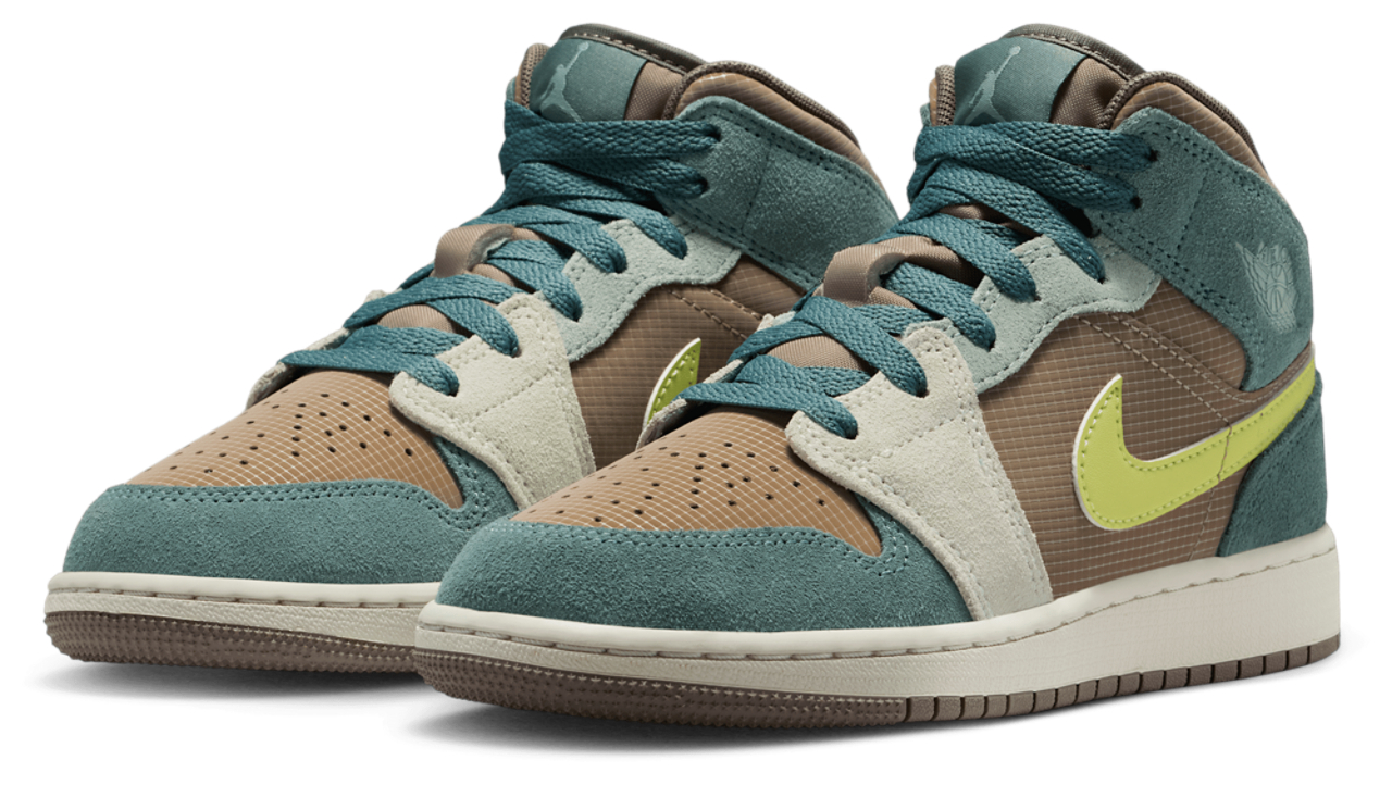 Jordan AJ 1 Mid SE Uni Image 6 of 8. Tap to open photo gallery.