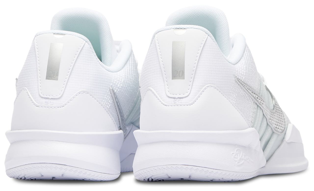 Nike Sabrina 3 | Foot Locker