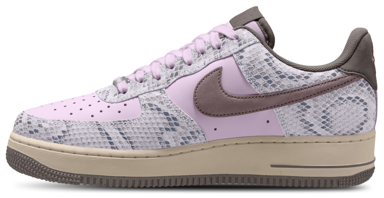 Nike Air Force 1 '07 LV8 EMB