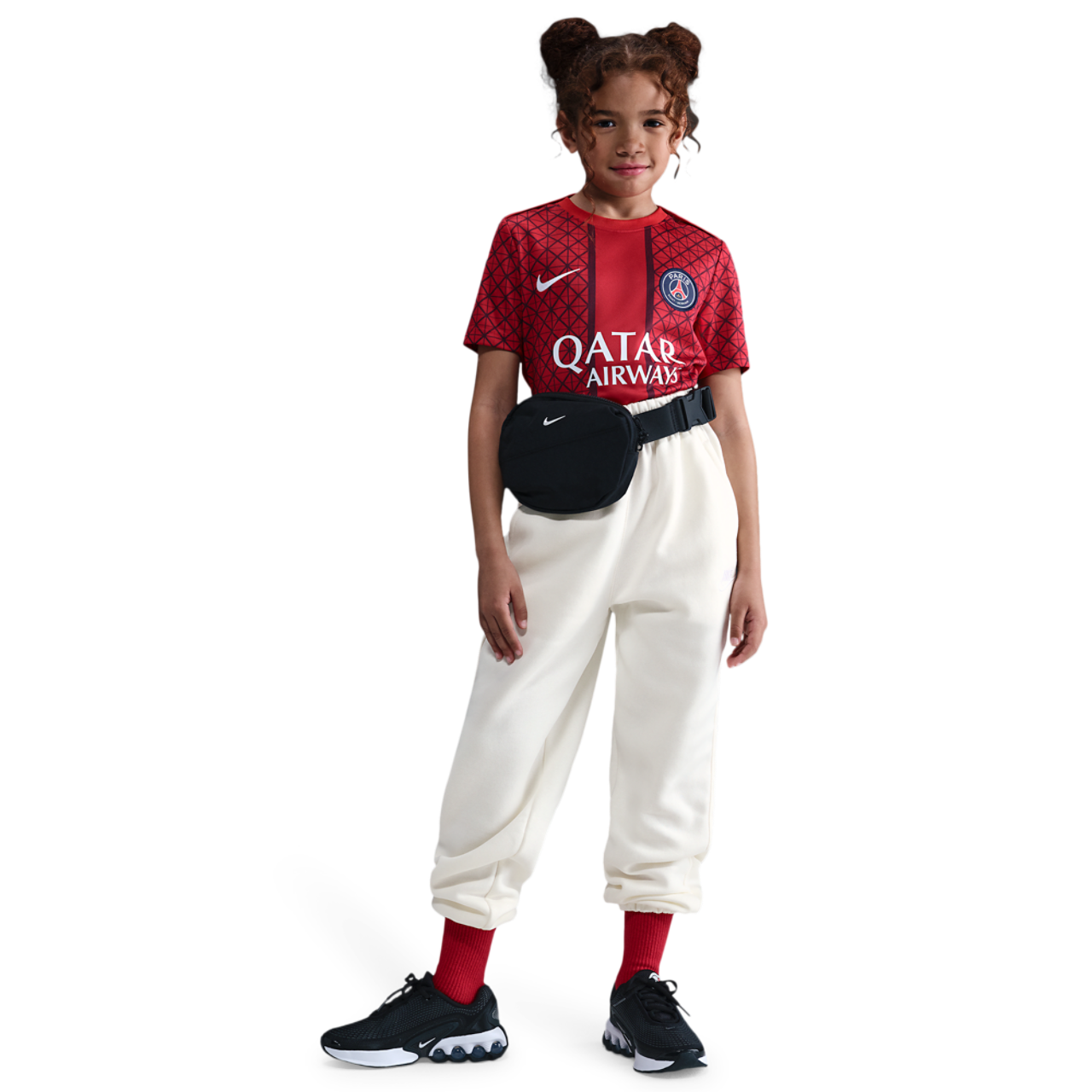 Nike NSW Club LBR Oversized Fleece Pants Image 3 of 4. Tap to open photo gallery.