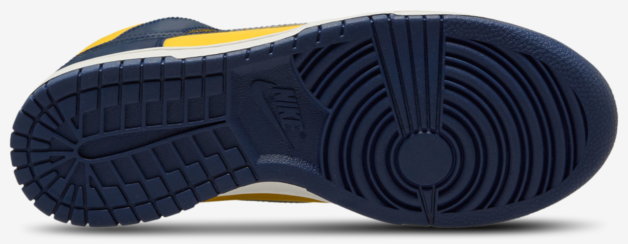Nike Nike Dunk Hi Retro SE Image 4 of 4. Tap to open photo gallery.