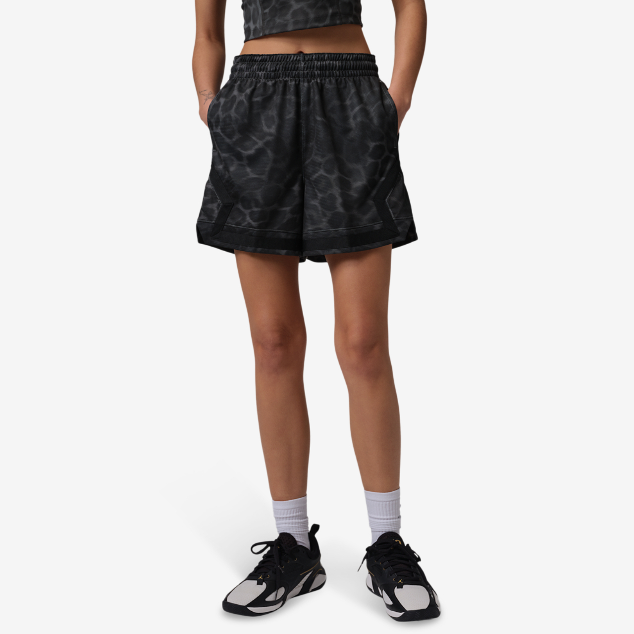 Jordan Sport Diamond 4in AOP Short Image 4 of 4. Tap to open photo gallery.