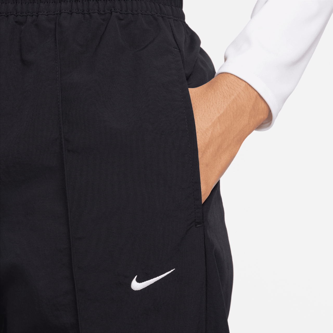 Nike Trend Woven Mid Rise Pants - Women's | Foot Locker