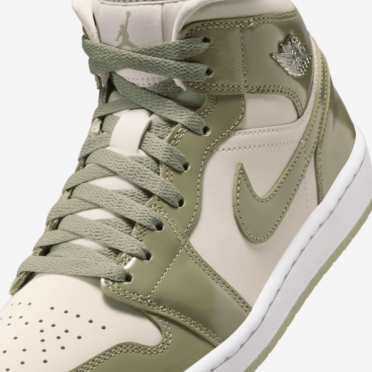 Jordan AJ 1 Mid Image 7 of 8. Tap to open photo gallery.