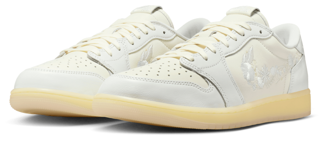Jordan Air Jordan 1 Retro Low OG V2 - Men's | Foot Locker