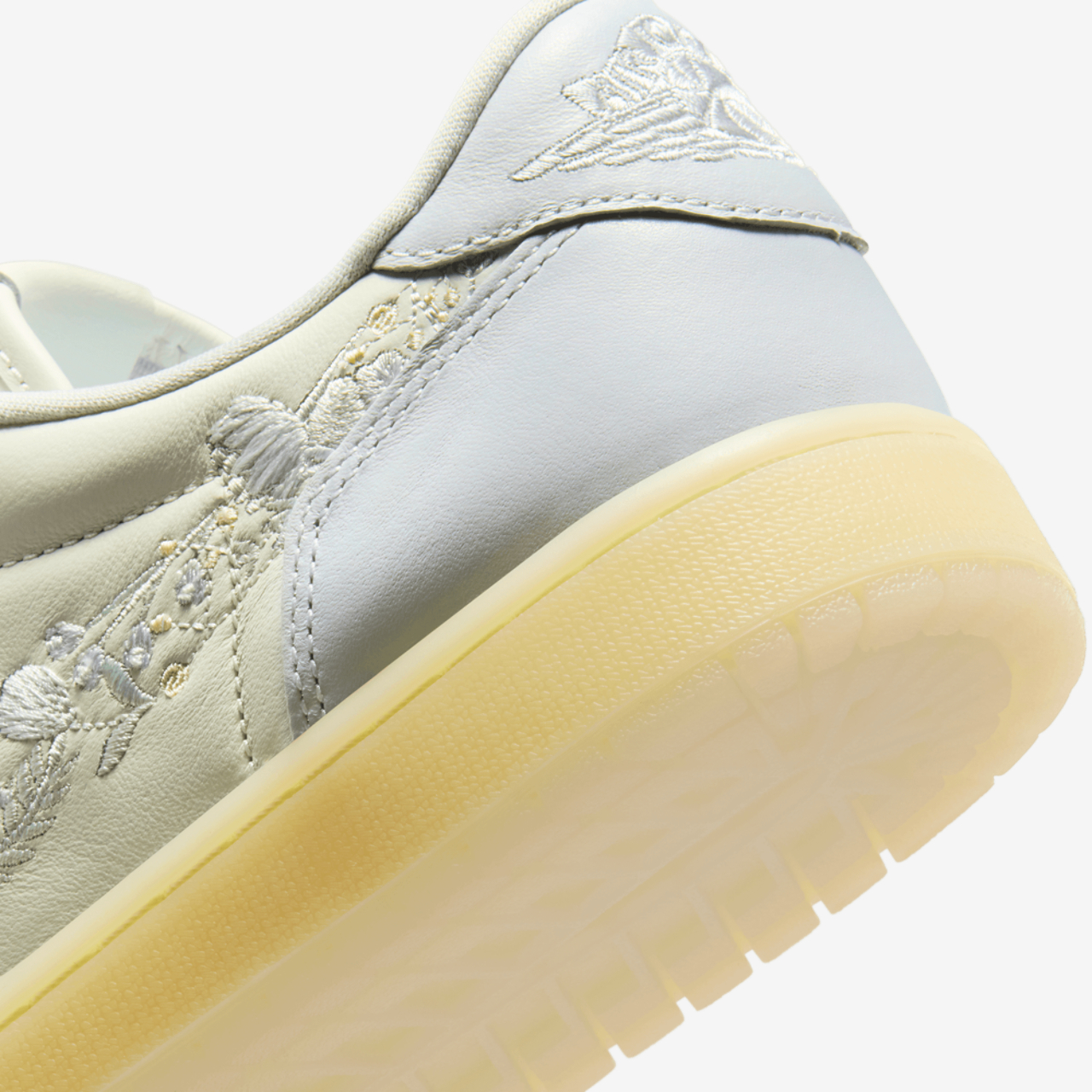 Jordan Air Jordan 1 Retro Low OG V2 Image 8 of 8. Tap to open photo gallery.