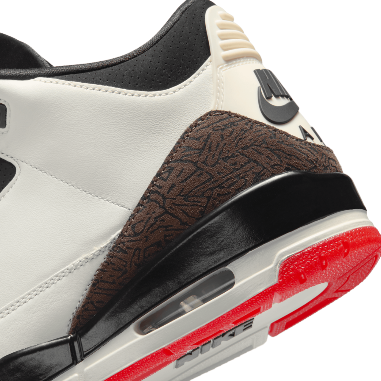Jordan AJ Retro 3 OG Image 8 of 10. Tap to open photo gallery.
