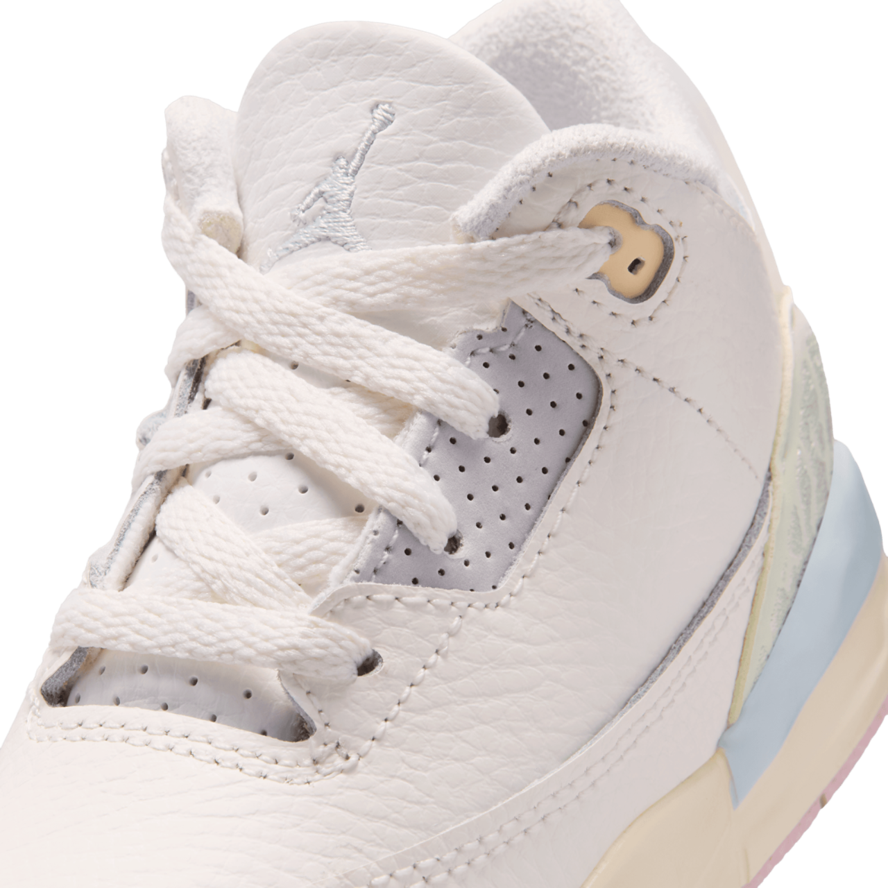 Jordan Retro 3 Image 7 of 7. Tap to open photo gallery.