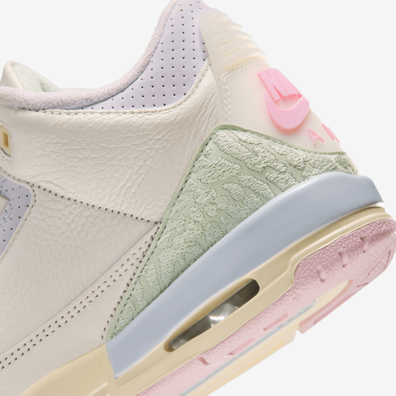 Jordan Retro 3 Image 8 of 8. Tap to open photo gallery.