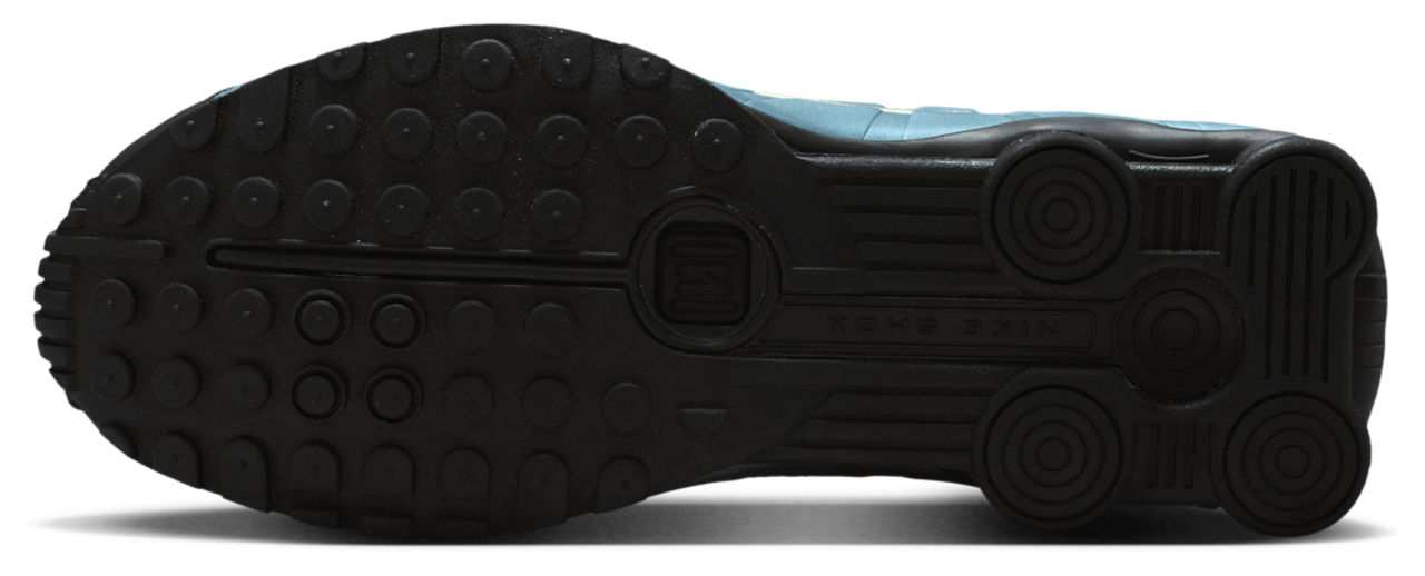 Nike Shox R4 Image 5 of 8. Tap to open photo gallery.