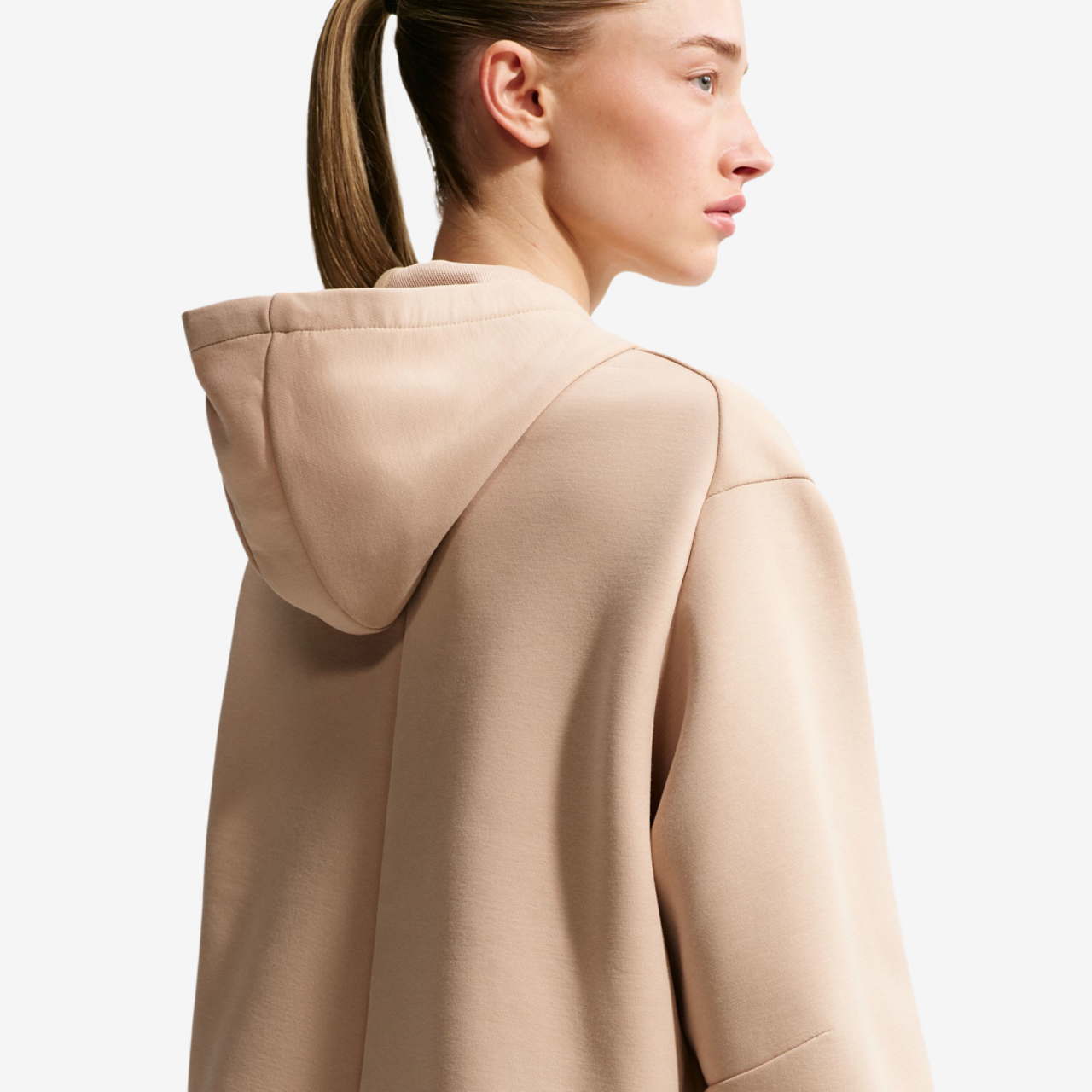 Nike Kobe Dri-FIT Mamba Pullover Hoodie Image 2 of 4. Tap to open photo gallery.
