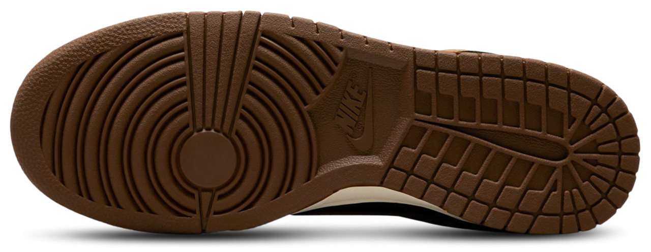 Nike Dunk Low Retro Bttys Image 5 of 5. Tap to open photo gallery.